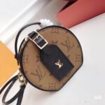 Sandalwood Blend 18cm Luxury Iconic Designer Bag - Image 2