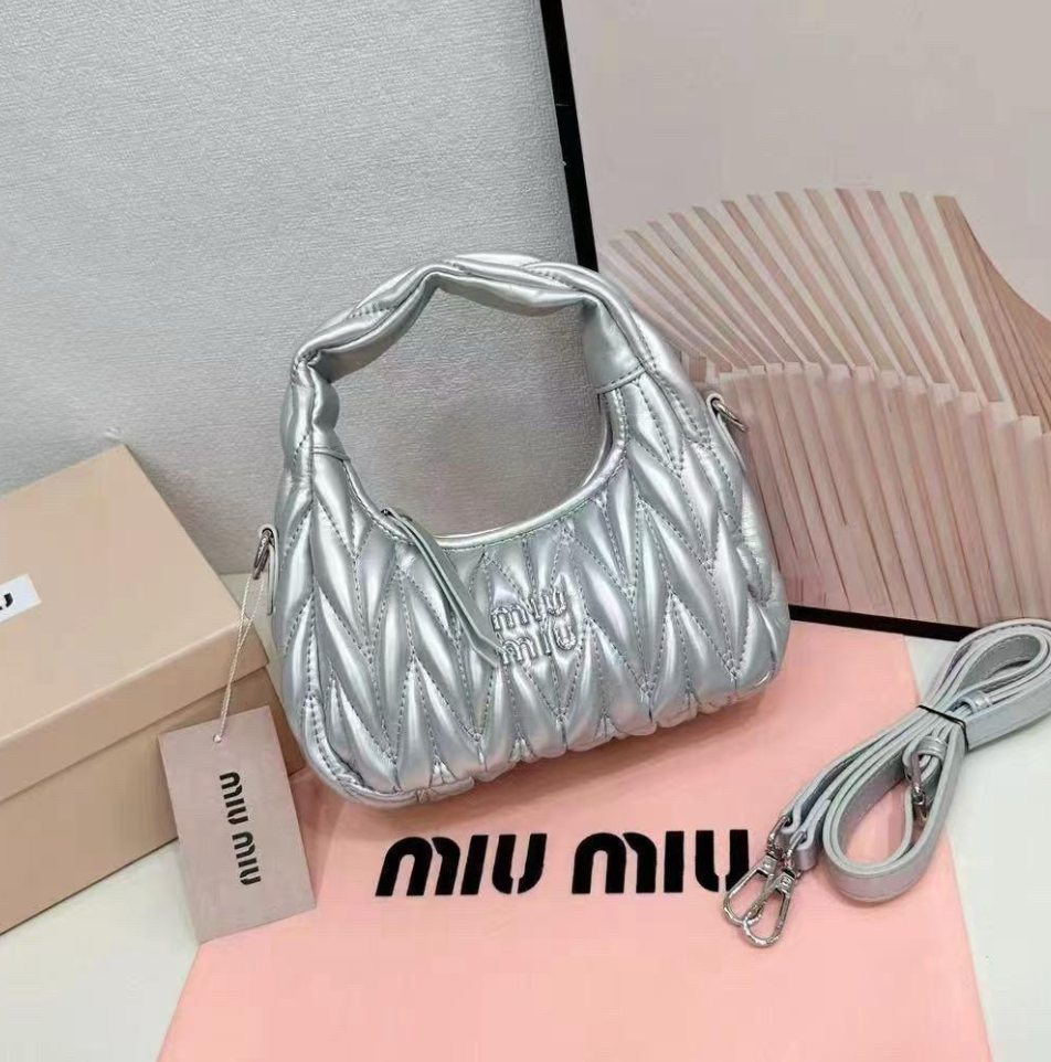 Screenshot 2026-05-20 at 16.06.28 Bright Silver 20cm Luxury Iconic Designer Bag - Image 1