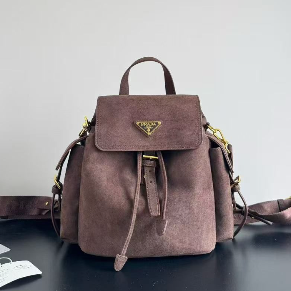 Screenshot 2026-05-26 at 01.03.32 Vintage Rose Backpack Luxury Iconic Designer - Image 1