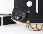 FLAP BAG 17CM GOLD HARDWARE BLACK LAMBSKIN - Image 2