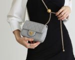 FLAP BAG 17CM GREY LAMBSKIN GOLD HARDWARE - Image 6