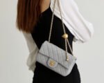 FLAP BAG 20CM GREY LAMBSKIN GOLD HARDWARE - Image 17