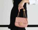 FLAP BAG 17CM BABY PINK LAMBSKIN GOLD HARDWARE - Image 2