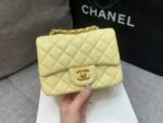 MINI SQUARE FLAP BAG 17CM YELLOW LAMBSKIN GOLD HARDWARE - Image 2