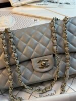 FLAP BAG 25CM GOLD HARDWARE GREY CAVIAR - Image 12