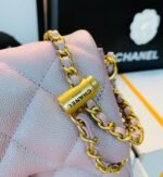 CHANEL 25S CLASSIC FLAP 19 CM IN MAUVE PINK CAVIAR LEATHER WITH GOLD HARDWARE - Image 11