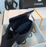 CHANEL 25S CLASSIC FLAP 19 CM IN BLACK CAVIAR LEATHER WITH GOLD HARDWARE - Image 15
