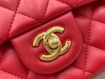 CC 25 CLASSIC SMALL DOUBLE FLAP BAG IN CHERRY RED CALFSKIN WITH STRAP - Image 14
