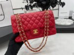 CC 25 CLASSIC SMALL DOUBLE FLAP BAG IN CHERRY RED CALFSKIN WITH STRAP - Image 12