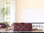 CHANEL 25S FLAP BAG 19 CM IN DARK RED LAMBSKIN WITH GOLD HARDWARE - Image 6