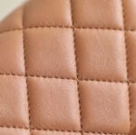 CHANEL 25S FLAP BAG 18 CM IN LIGHT BROWN LAMBSKIN WITH GOLD HARDWARE - Image 16