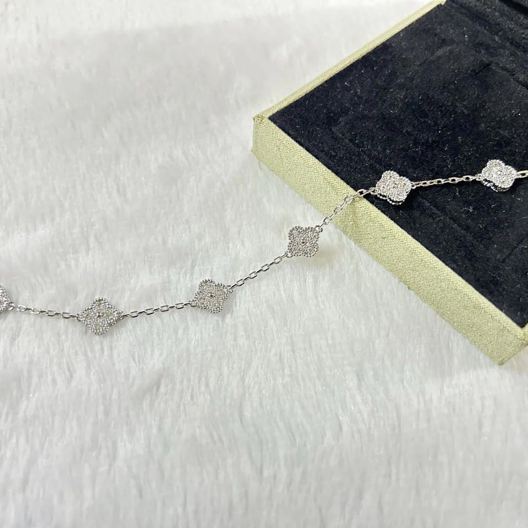 IMG_3262_da315cdd-3fb1-4a7d-9935-718fc2ea9b7a.webp CLOVER 6 MOTIF DIAMOND BRACELET - Silver, 16(Customizable) - Image 1
