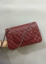 FLAP BAG 25 IN WINE CAVIAR LAMBSKIN SILVER HARDWARE - Image 2