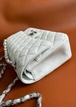 FLAP BAG 25 IN WHITE CAVIAR LAMBSKIN SILVER HARDWARE - Image 6