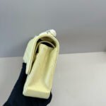 25C FLAP BAG 25 IN YELLOW QUILTED LAMBSKIN GOLD HARDWARE - Image 15