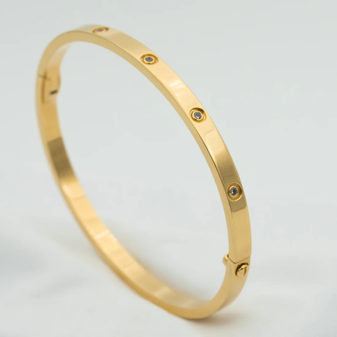 Thi_tk_ch_acoten_18_a73f9b26-5703-4ecd-83a0-e89848652f7d.webp LOVE BRACELET 3.65MM 10 DIAMONDS - 16, Gold - Image 1