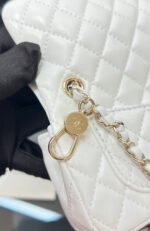 CHANEL 25S FLAP CHARM BAG 13 IN WHITE LAMBSKIN - Image 21