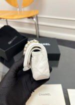 CHANEL 25S FLAP CHARM BAG 13 IN WHITE LAMBSKIN - Image 17