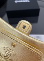 CHANEL 25S FLAP CHARM BAG 13 IN GOLD METALLIC LAMBSKIN - Image 9