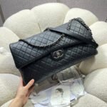 CHANEL 26S FLAP BAG 46 IN BLACK CAVIAR CALFSKIN - Image 2