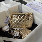 CC MINI 19 FLAP BAG IN GOLDEN METALLIC CALFSKIN WITH STRAP - Image 15
