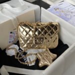 CC MINI 19 FLAP BAG IN GOLDEN METALLIC CALFSKIN WITH STRAP - Image 10