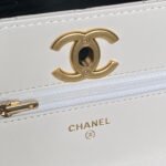 CHANEL 25S CHAIN WALLET 19 IN IVORY LAMBSKIN GOLD HARDWARE - Image 6