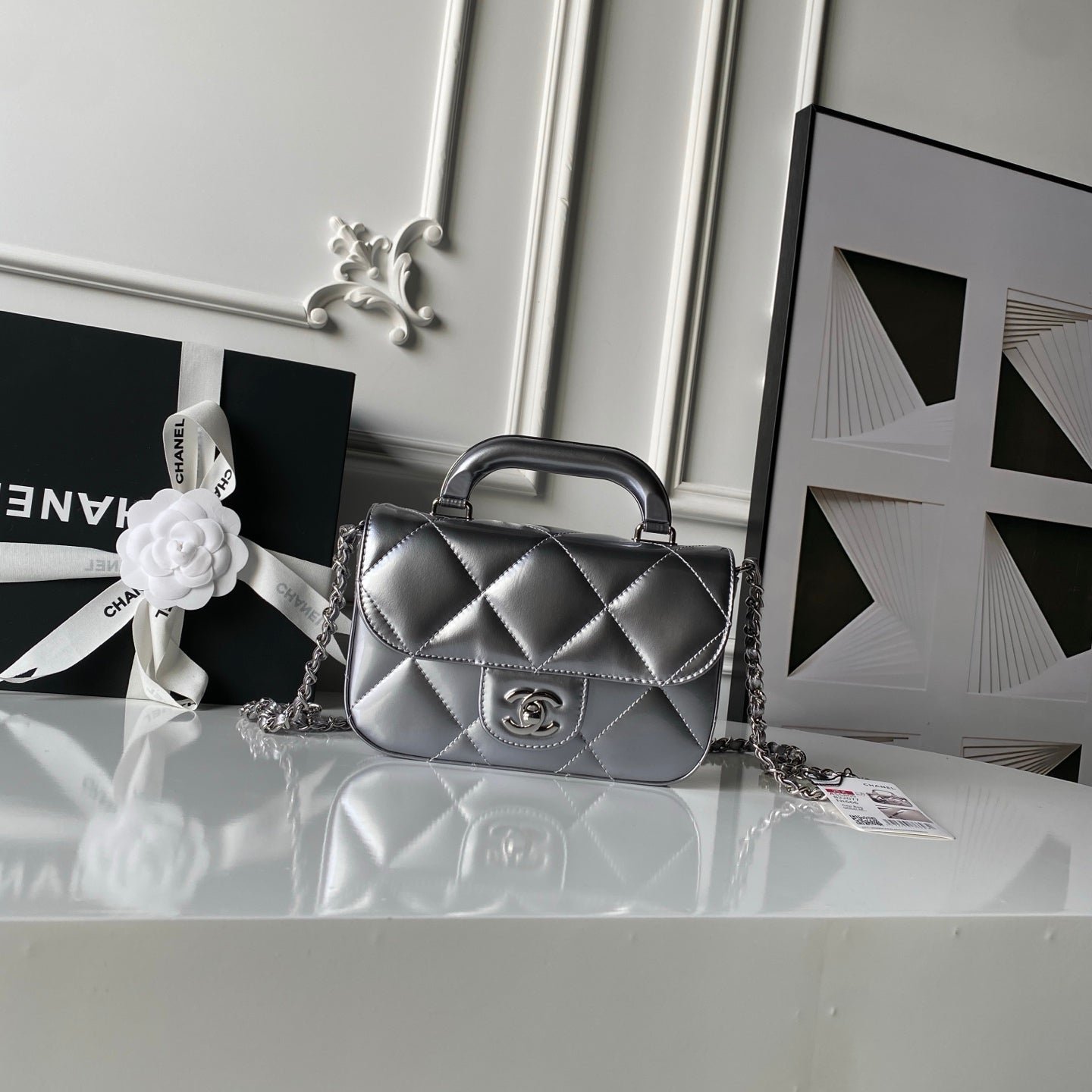 img_70762a6f_20251210_i1765383517184_91_0_0_jpg CHANEL 25S FLAP BAG 18 IN SILVER METALLIC CALFSKIN - Image 1