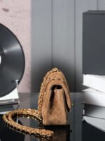 CHANEL 25S FLAP BAG 20 IN BROWN SUEDE WITH GOLD HARDWARE - Image 17