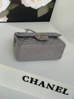MINI FLAP BAG 20 IN LIGHT GRAY GLOSSY CALFSKIN GOLD HARDWARE - Image 4