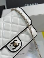 QUILTED FLAP BAG WITH BLACK TRIM 19 IN WHITE LAMBSKIN - Image 12