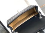 CC SMALL 20 FLAP BAG IN BLACK CALFSKIN - Image 9
