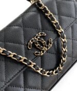 CHANEL 25S KELLY BAG 18 IN BLACK CAVIAR LEATHER WITH GOLD HARDWARE - Image 11