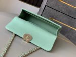 CHANEL 25S KELLY BAG 18 IN LIGHT GREEN CAVIAR LEATHER WITH GOLD HARDWARE - Image 16