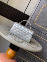 CHANEL 25S KELLY BAG 18 IN SILVER METALLIC LAMBSKIN WITH GOLD HARDWARE STYLE 1 - Image 2
