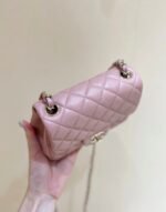 CHANEL 25S FLAP BAG 17 CM IN LIGHT PINK LAMBSKIN WITH GOLD HARDWARE - Image 4