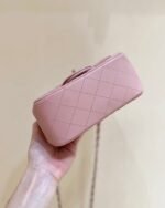 CHANEL 25S FLAP BAG 17 CM IN LIGHT PINK LAMBSKIN WITH GOLD HARDWARE - Image 6