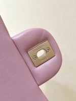 CHANEL 25S FLAP BAG 17 CM IN LIGHT PINK LAMBSKIN WITH GOLD HARDWARE - Image 7