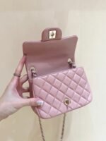 CHANEL 25S FLAP BAG 17 CM IN LIGHT PINK LAMBSKIN WITH GOLD HARDWARE - Image 14