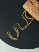 CHANEL 25S FLAP BAG 20 CM IN LIGHT BROWN CAVIAR LEATHER WITH GOLD HARDWARE - Image 6