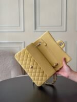 CHANEL 25S CLASSIC FLAP BAG 25 CM IN LIGHT YELLOW LAMBSKIN WITH GOLD HARDWARE - Image 4