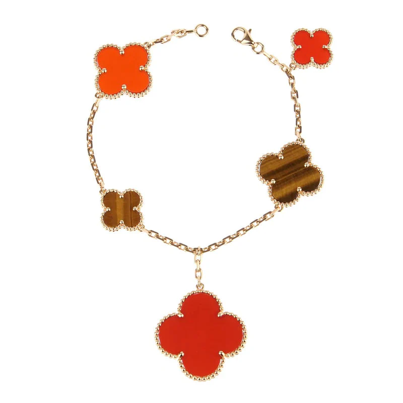 van-cleef-arpels-magic-alhambra-carnelian-tiger-eye-5-motifs-magic-alhambra-bracelet-coral-1_1c1b3933-4d23-41c5-8b1e-cdef7b991b46.webp CLOVER BRACELET 5 MOTIFS CARNELIAN TIGER EYE - 19 - Image 1