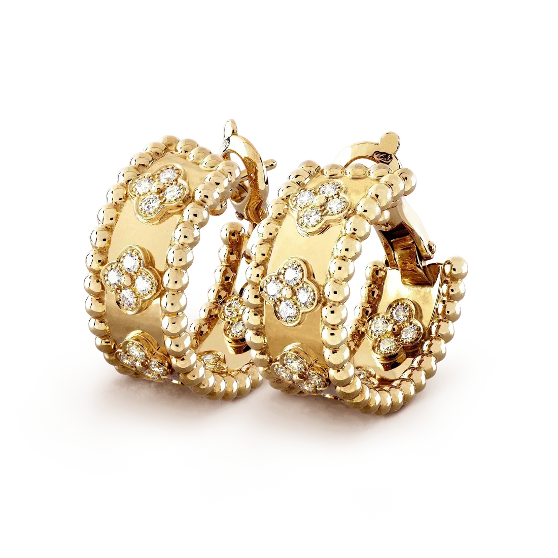 van-cleef-arpels-perlee-clovers-hoop-earrings-yellow-gold-diamond-vcaro3ye00_251144eb-869e-4f23-aad2-a02908da4f91.webp PERLEE DIAMOND EARRINGS - Gold - Image 1