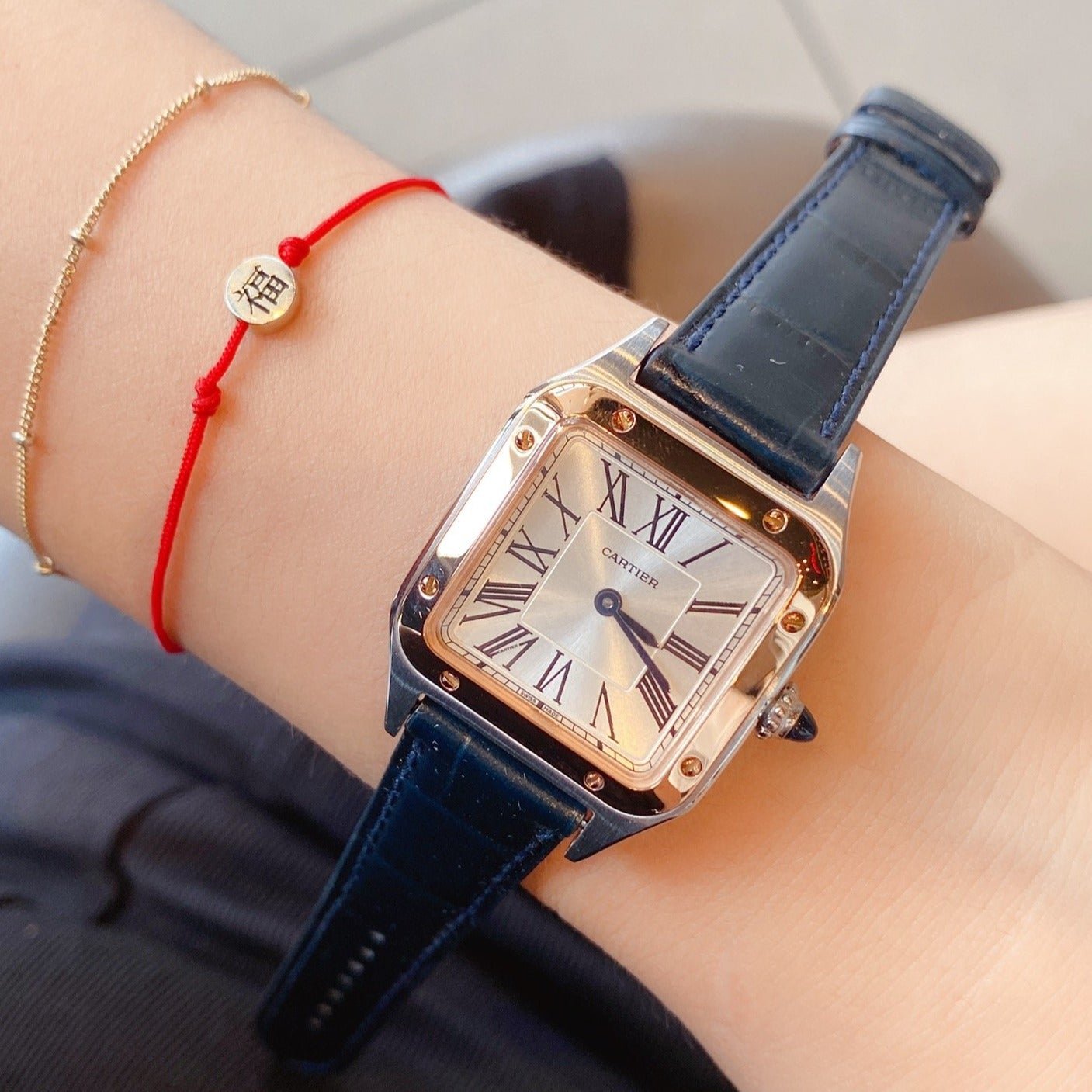 13271272137787703_c5ae71c4-9b4a-46ef-ab1f-03ec8f1b3914 SANTOS DE CARTIE QUARTZ 28MM ROSE GOLD STEEL - Image 1
