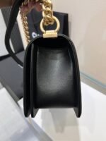 BOY BAG MEDIUM 25 BLACK CAVIAR GOLD HARDWARE - Image 13