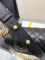 BOY BAG MEDIUM 25 BLACK CAVIAR GOLD HARDWARE - Image 15