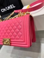 BOY BAG MEDIUM 25 RED CAVIAR GOLD HARDWARE - Image 2