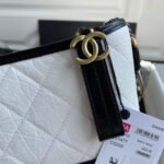 CC GABRIELLE MINI 20 HOBO BAG IN WHITE MIX BLACK CALFSKIN - Image 17
