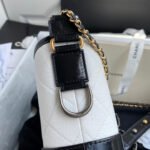 CC GABRIELLE MINI 20 HOBO BAG IN WHITE MIX BLACK CALFSKIN - Image 4