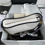 CC GABRIELLE MEDIUM 28 HOBO BAG IN BLACK MIX WHITE CALFSKIN - Image 6